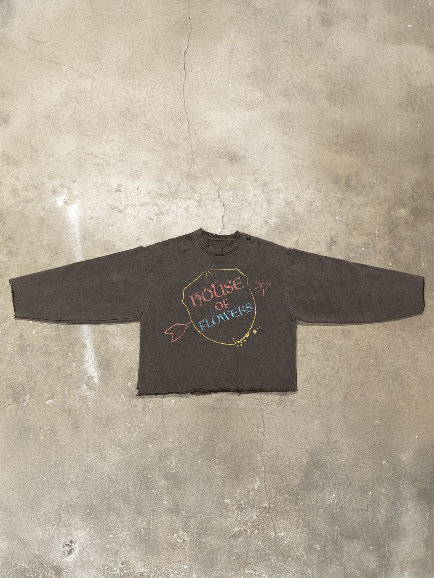 CHATEAU VINTAGE GREY CREWNECK(DISTRESSED)